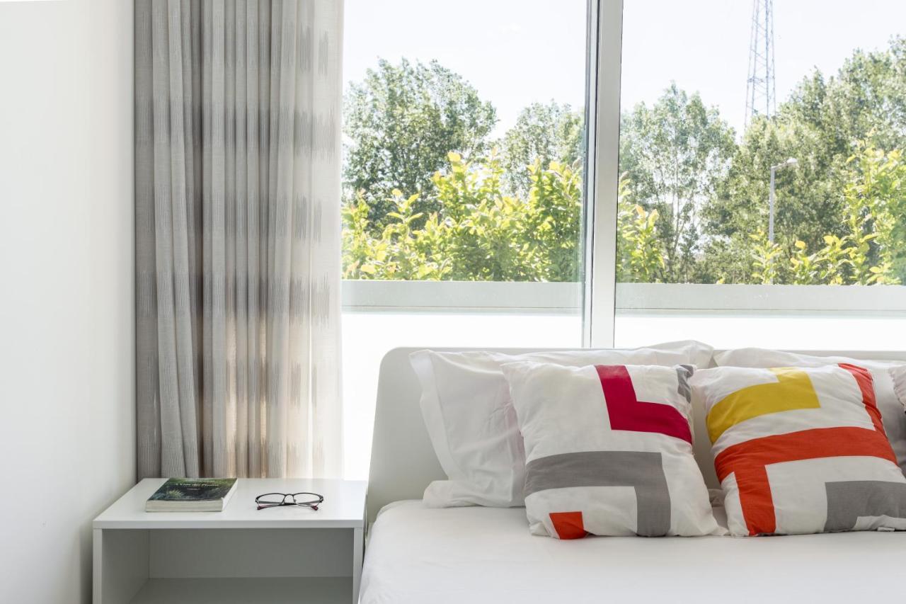 Apartamento Joivy Sleek House Balcony & 2 Terraces In Porto Maía Exterior foto