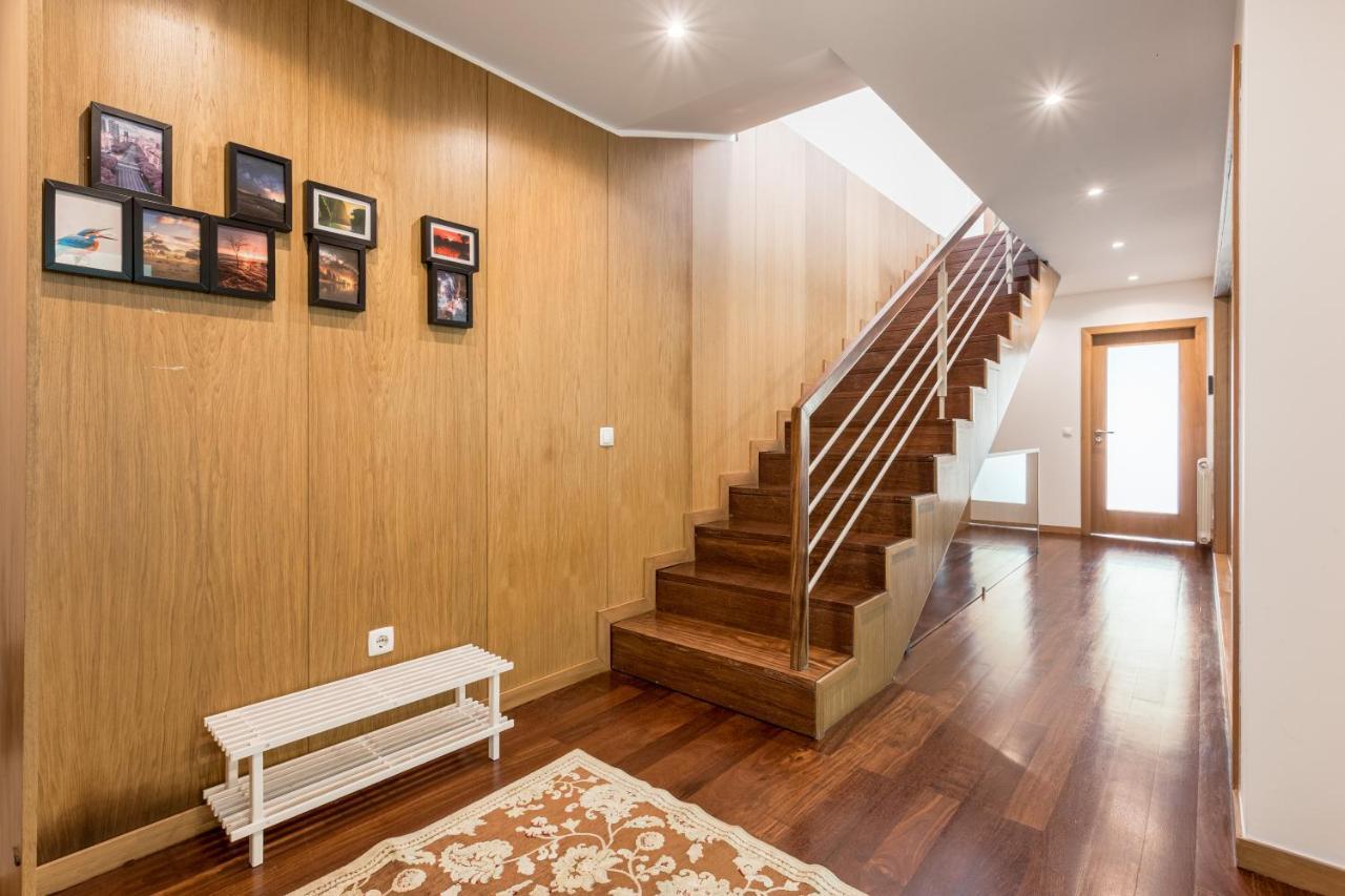 Apartamento Joivy Sleek House Balcony & 2 Terraces In Porto Maía Exterior foto